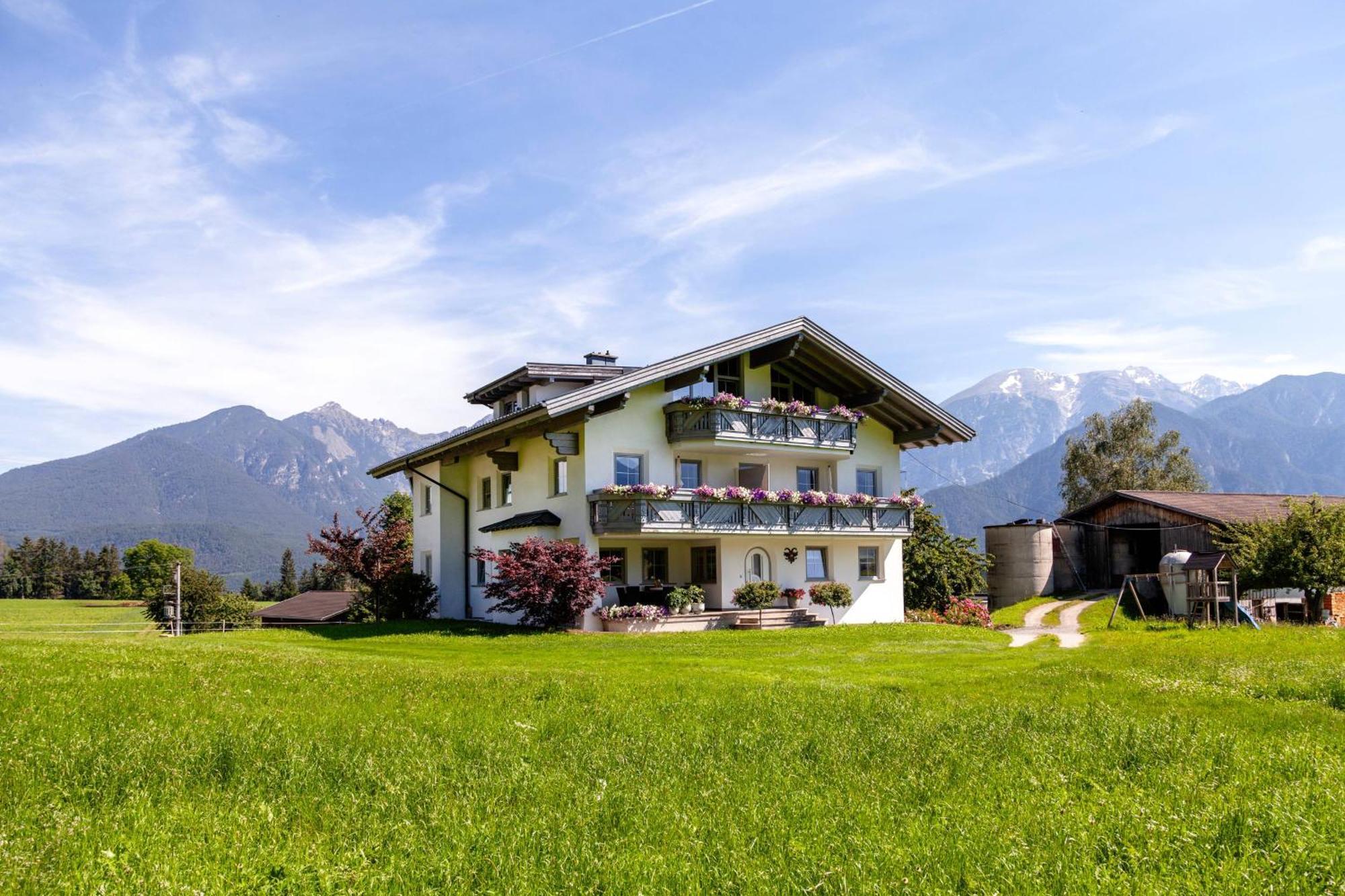 Gaestehaus Weber Oberperfuss Kültér fotó